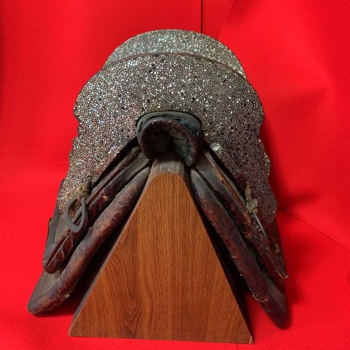 馬具 鎧 馬術 床の間 馬好き 骨董品 博物館 美術館 螺鈿細工 貝細工馬の