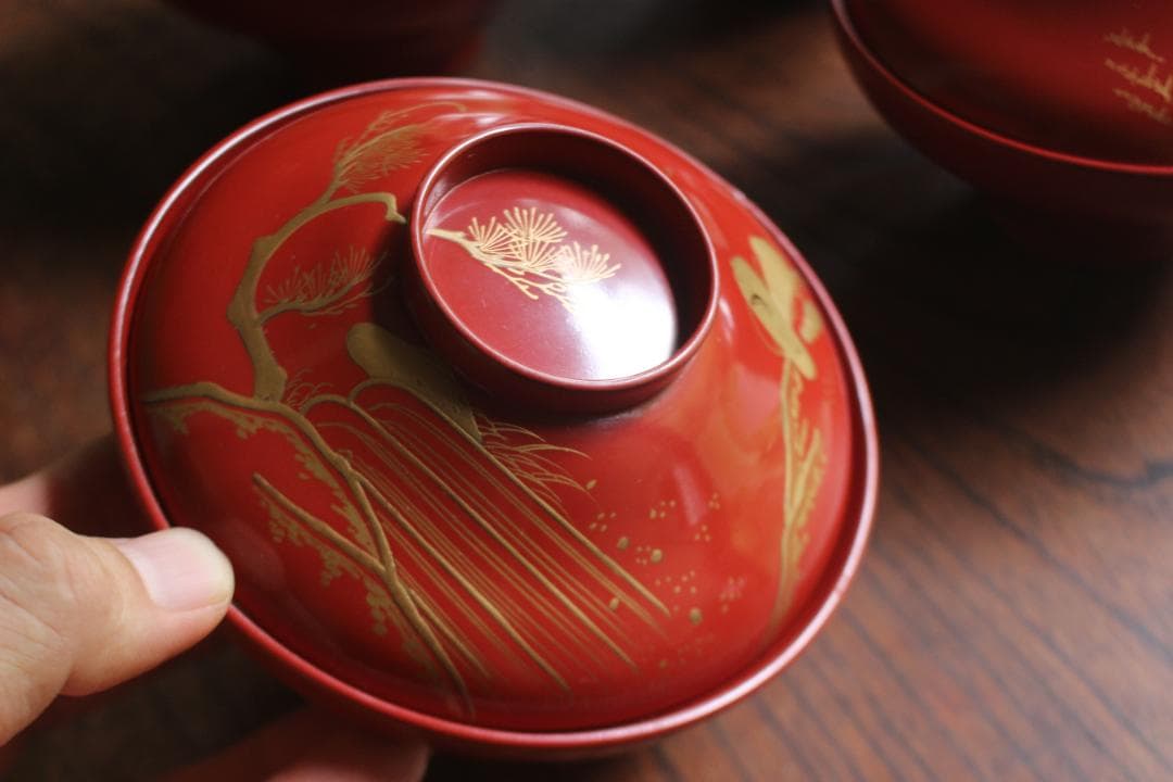 絵柄選択可！時代朱漆に優美な絵替風物蒔絵の映えるお椀7