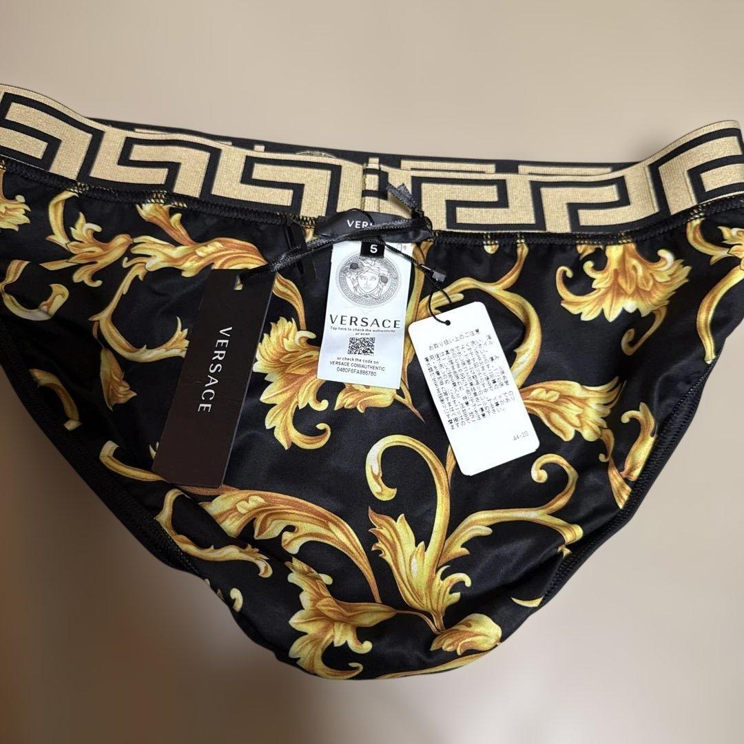 ゆき1968様専用 VERSACE バロック柄 水着サイズ5