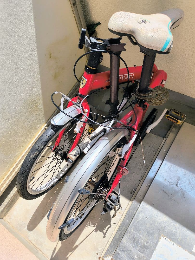 ★オマケ付★Ferrari 折りたたみ自転車★泥除け付★レッド