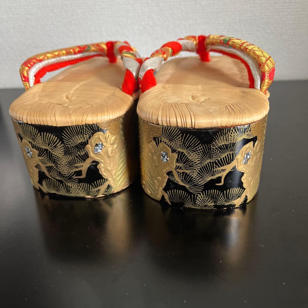 七五三　高級黒地塗り　ぽっくり　鈴付き