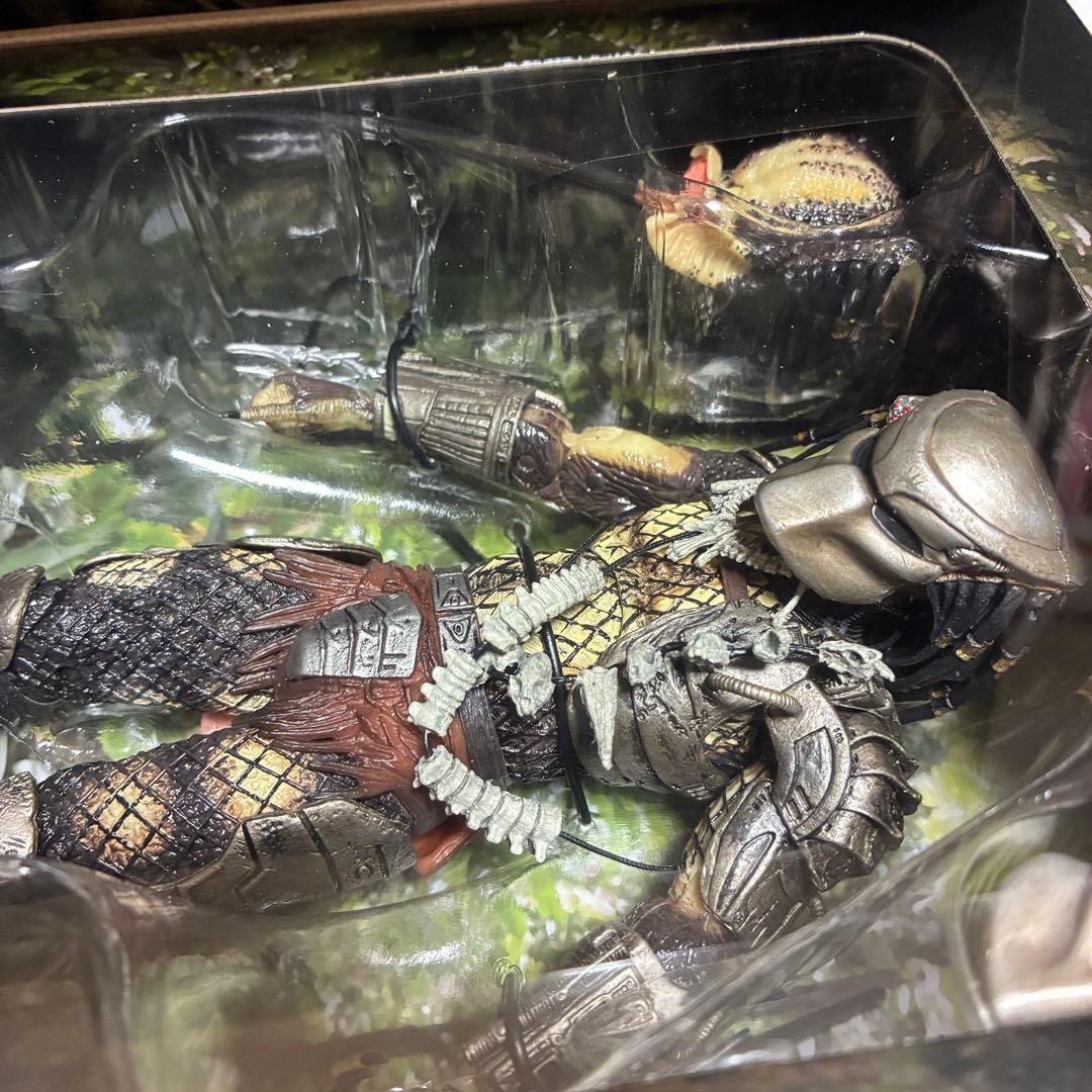 NECA ジャングルハンター・プレデター　アルティメット 7インチ フィギュア