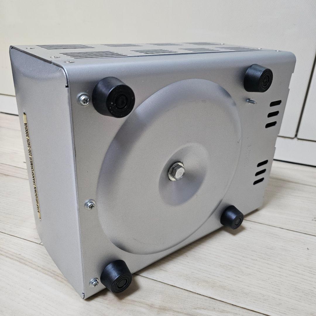 カシムラ 大型トランス TTS-119C 変圧器 100V/230V 3000W - メルカリ