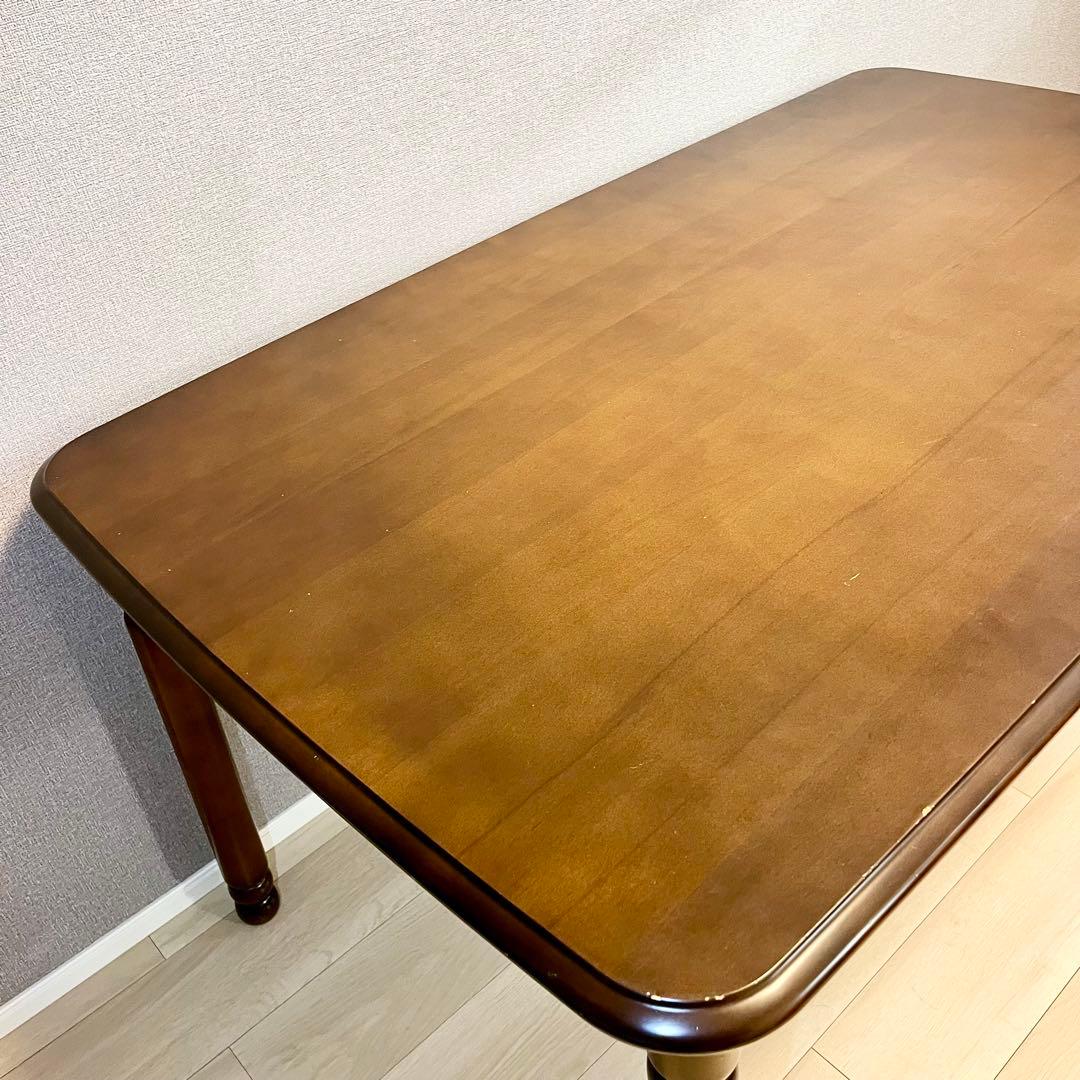 カリモク コロニアル ダイニングテーブル ウォールナット　テーブルのみ 4人向け