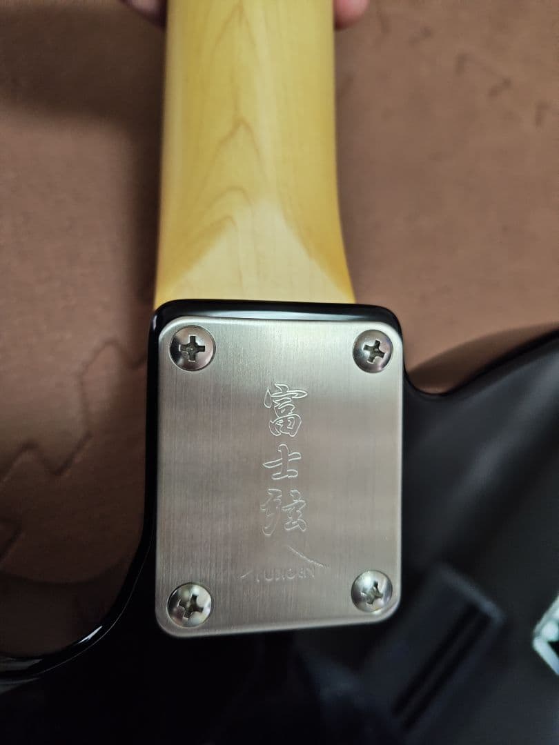 美品Epiphone ES-335 PROカスタムショップ限定品ハードケース付き