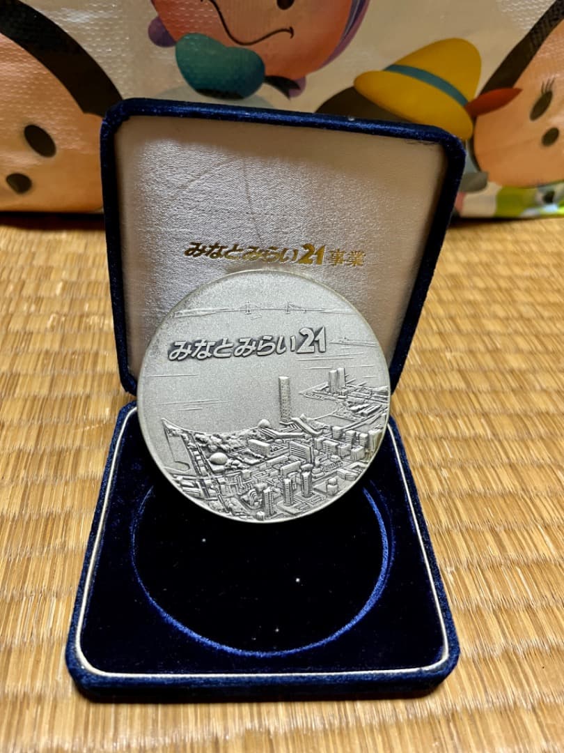 LEONARD レオナール 日傘 長傘 花柄 フラワー トリム ゴールド金具