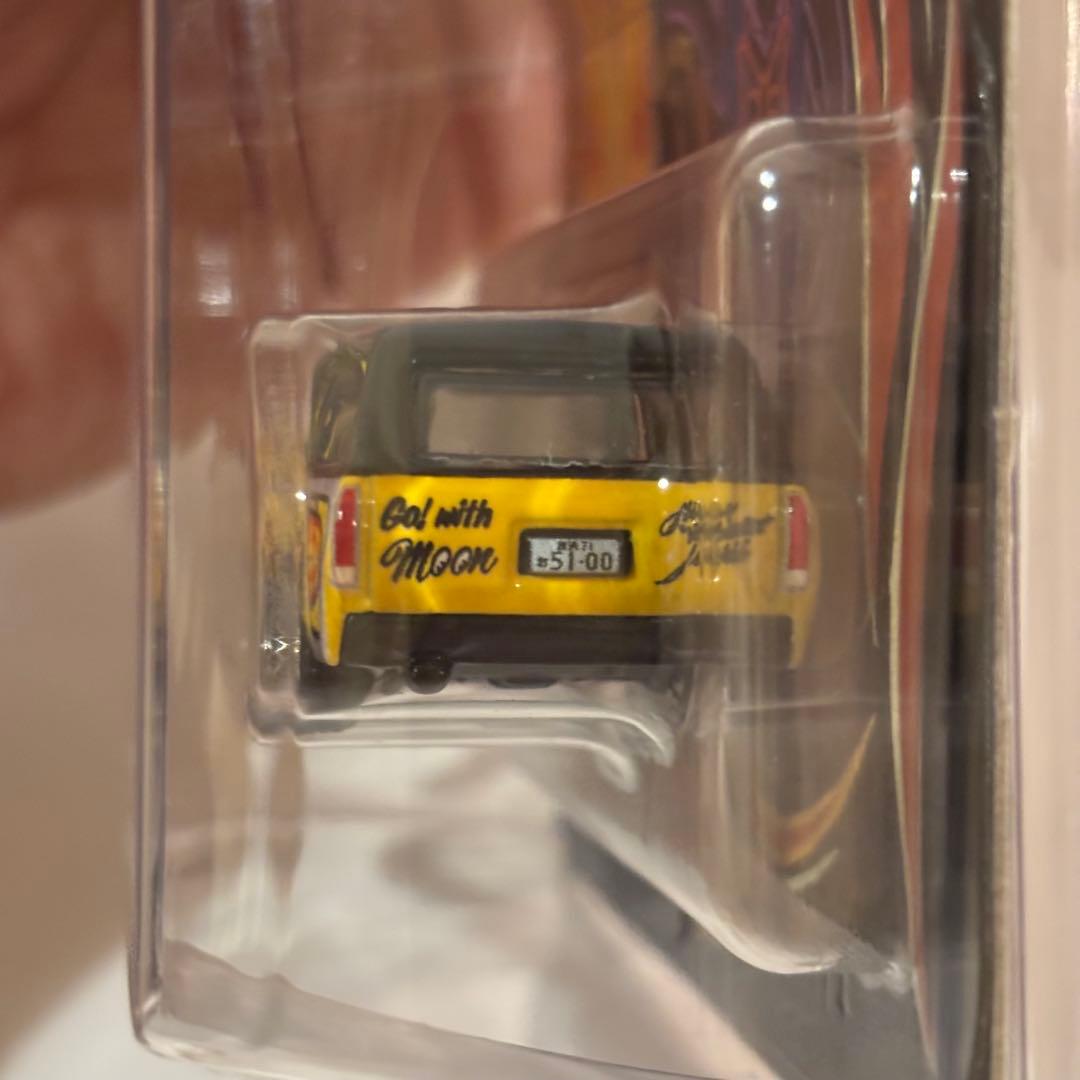 ホットウィール ジャパンコンベンション限定カー 2019(左)