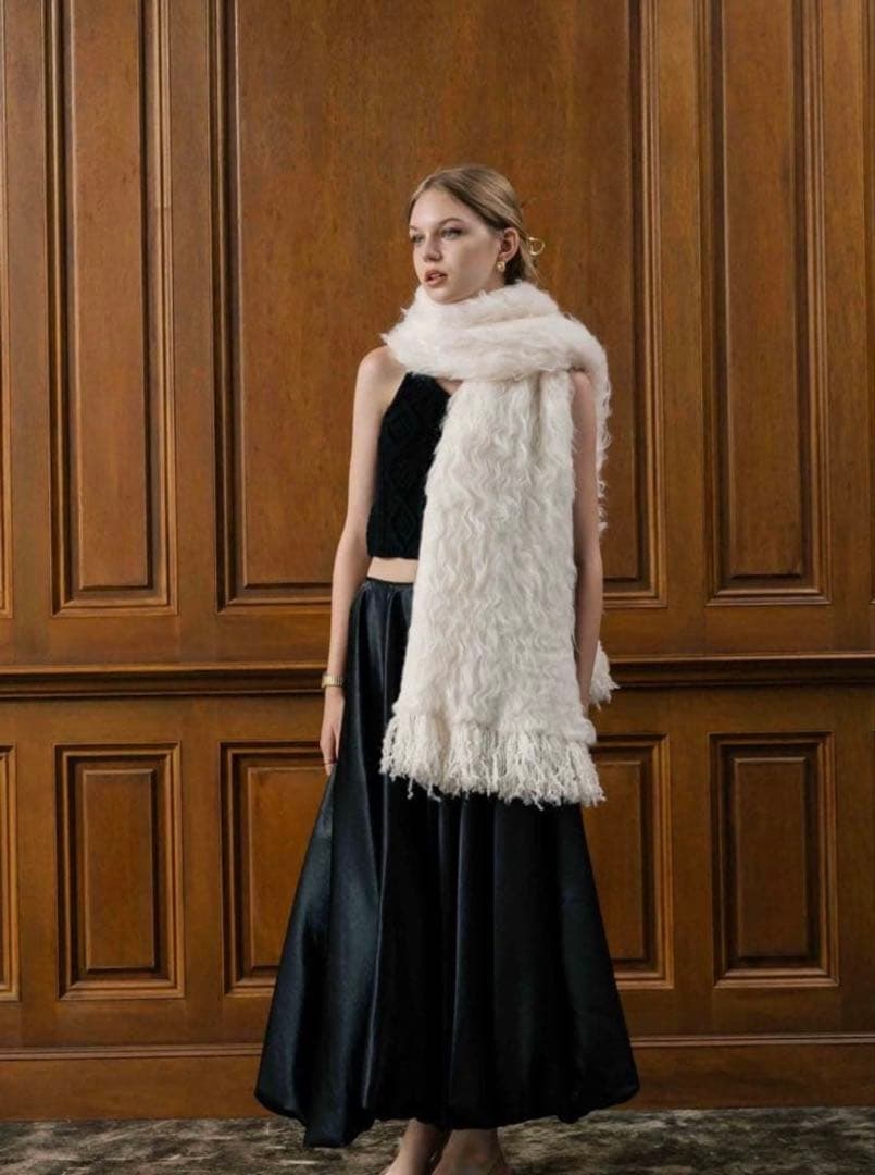 THE TOE PIGALLE SHAGGY MUFFLER - メルカリ