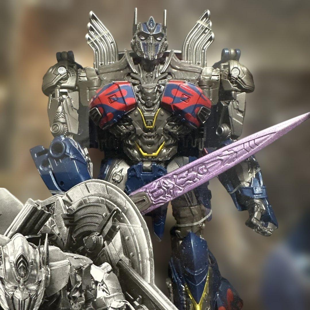 ダークオプティマスプライム フィギュア　新品未開封