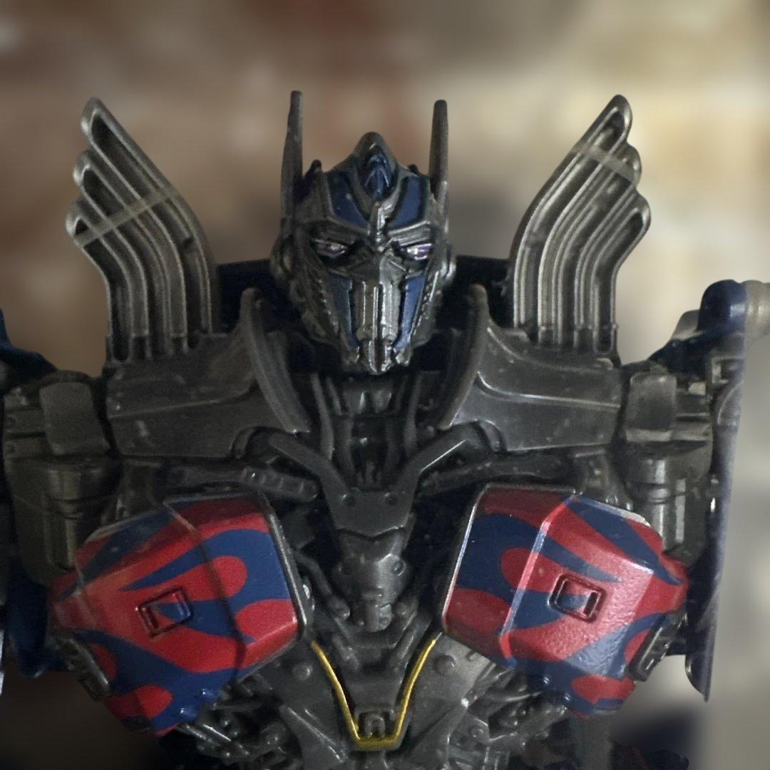 ダークオプティマスプライム フィギュア　新品未開封