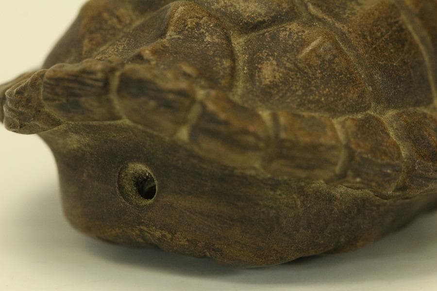 中国美術 紫泥 刻文字 亀甲羅 一対(HA532)