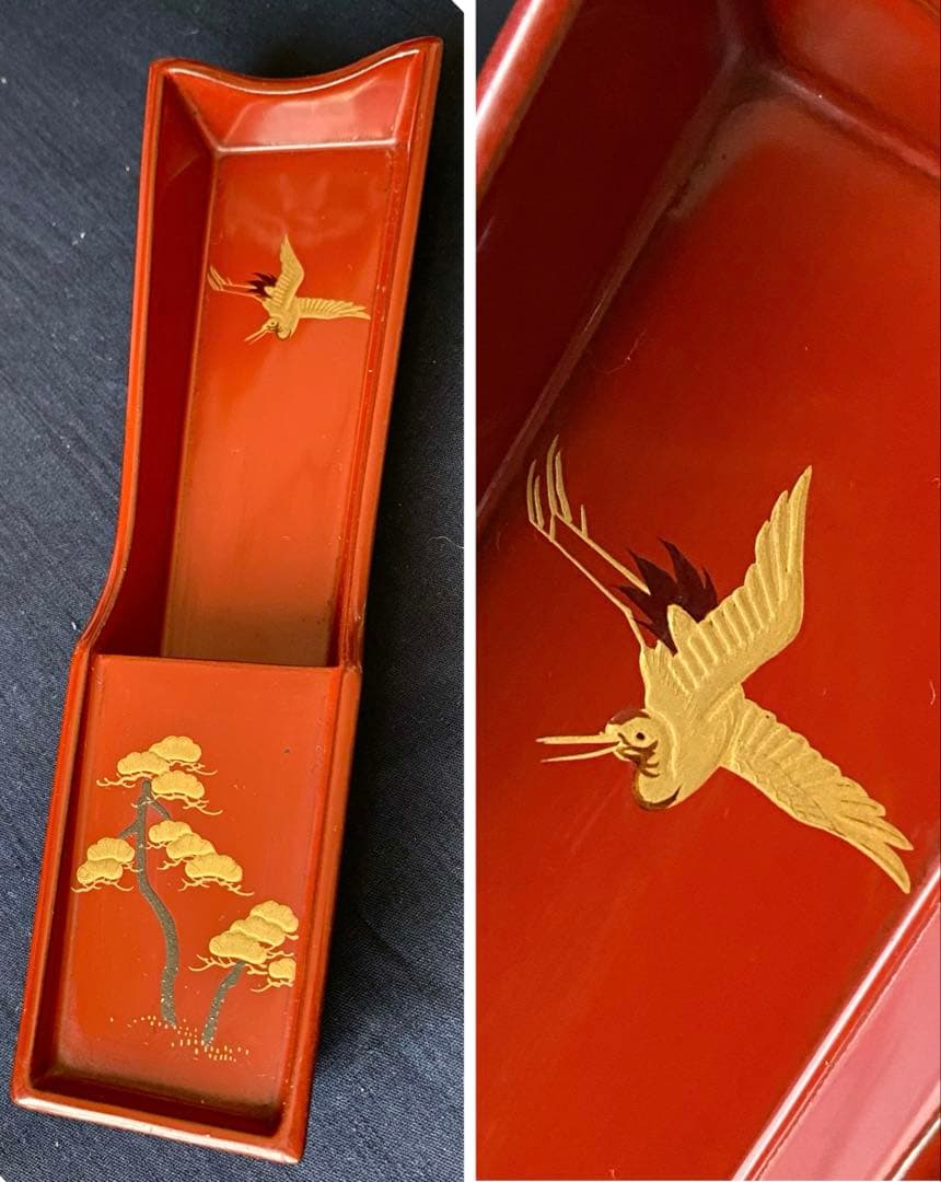 時代物　屠蘇器・重箱セット　木製漆器　朱塗り金蒔絵　鶴に松　縁起柄　長寿　木箱入
