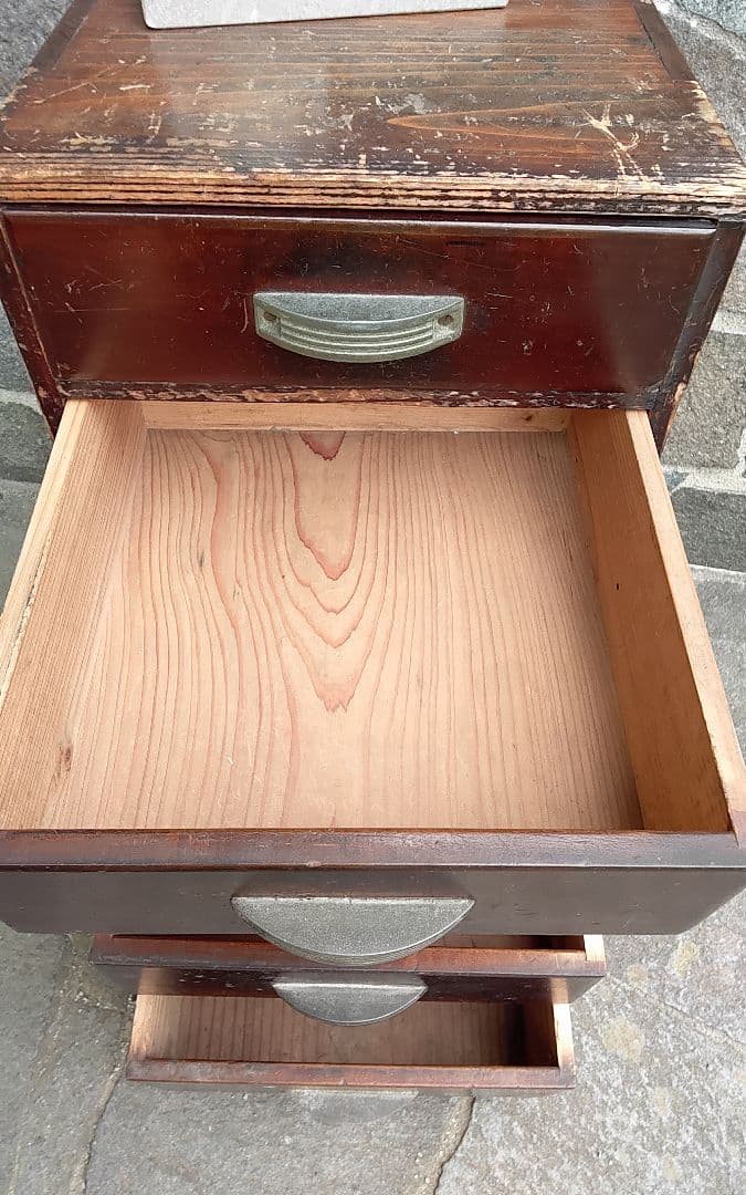 大正時代の収納家具 アメリカンチックで渋め