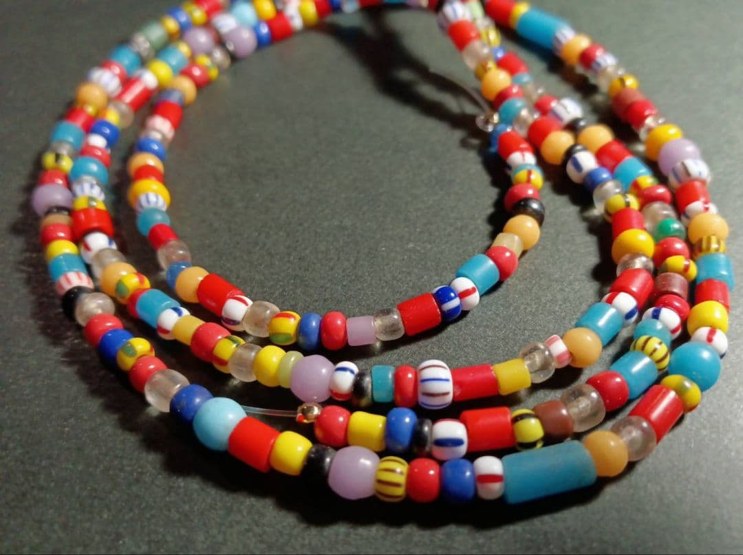 クリスマスビーズ アフリカ ヴィンテージ アフリカンビーズ 約83cm ②