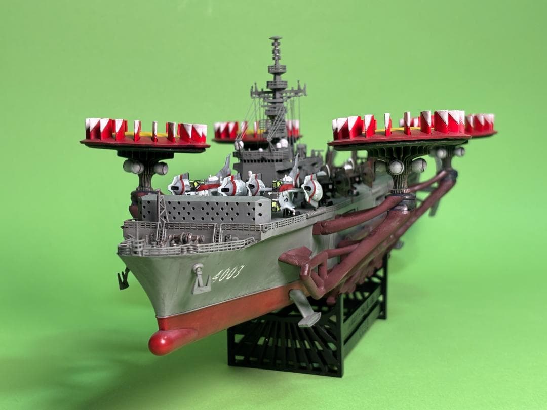 エヴァンゲリオン〝クレーディト空中母艦〟（1/350）