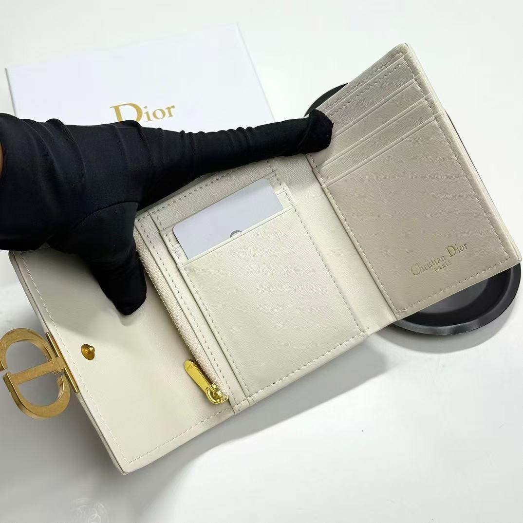 Dior 三つ折り財布 ベージュ ネイビー - メルカリ