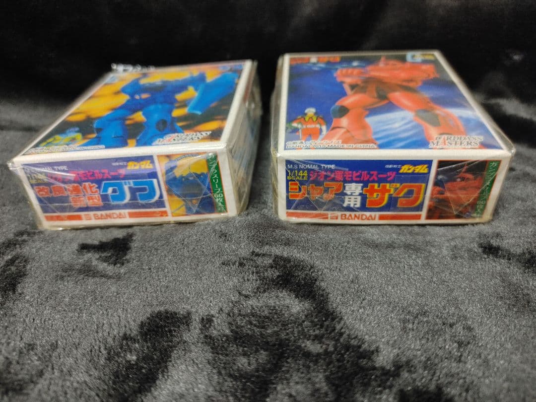 オフィシャルスリーブコレクションEX 「シャア専用ザク」「改良強化新型グフ」