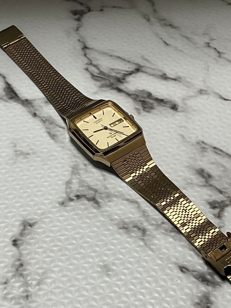 ★CITIZEN スクエア(角型)。1980年代前後製造。ヴィンテージ。動作品。