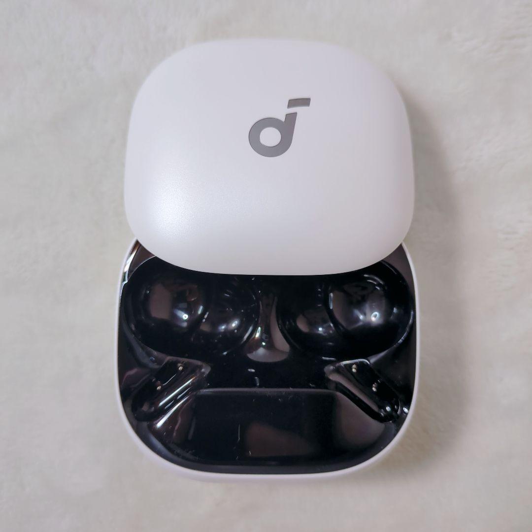 良品】Anker Soundcore Liberty 4 Pro 充電ケース - メルカリ