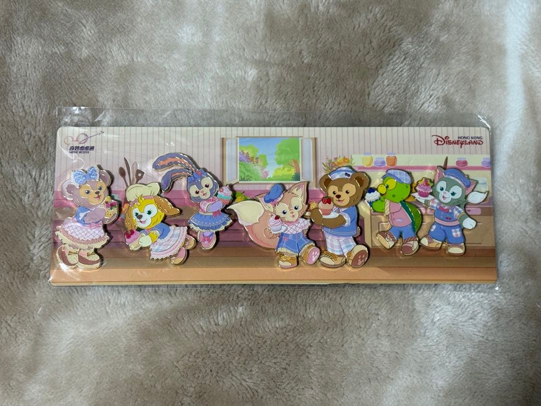 新商品 香港ディズニー ダッフィー&フレンズ 年パス特典 ピンバッジ