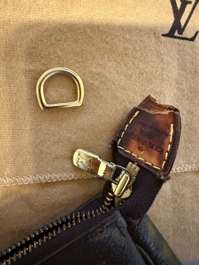 ルイヴィトン　アクセサリーポーチ　モノグラム