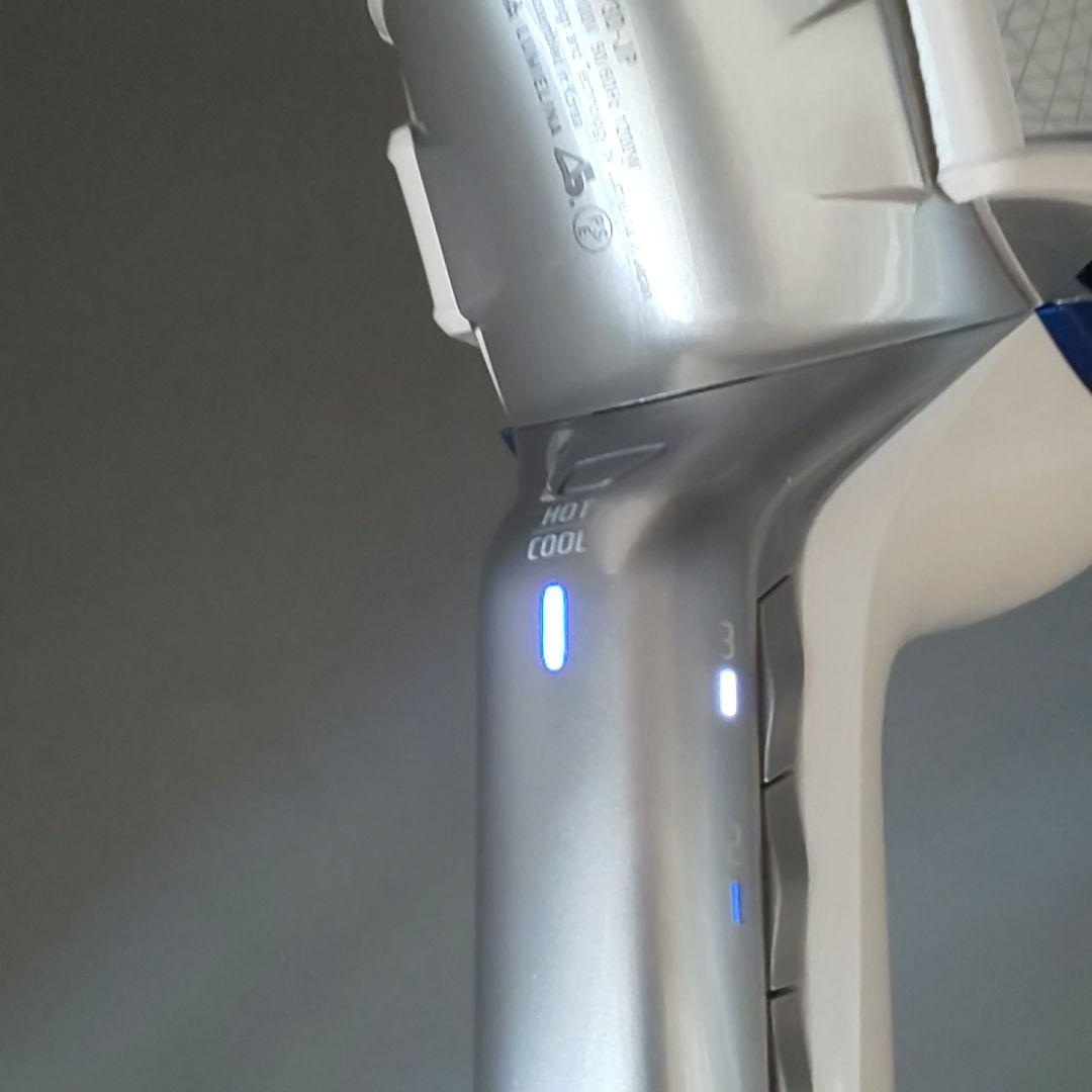 ヘアビューザー レプロナイザー 3D plus《風量新品同様・正規品》729