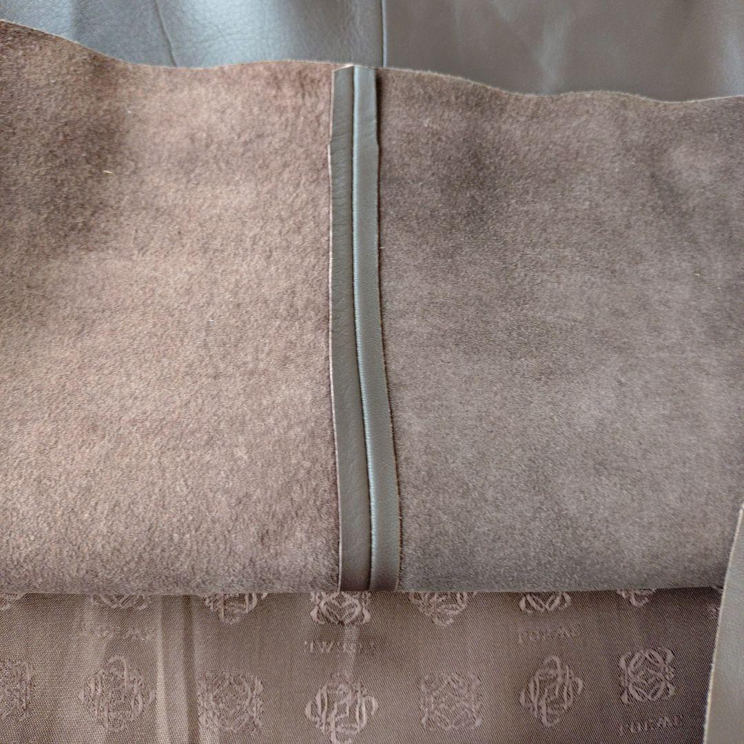 LOEWE ダークブラウン レザー 8枚はぎスカート ひざ丈