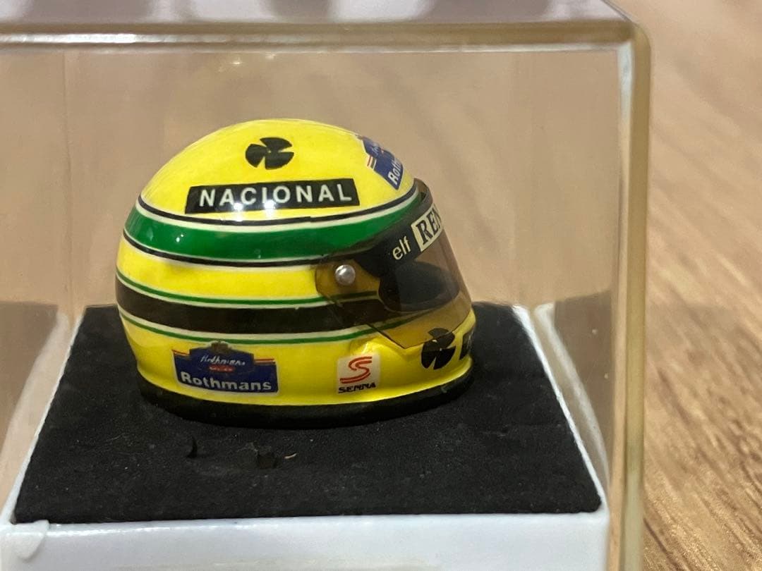 セナ　94年　ミニヘルメット　J.F.CREATIONS 1/12 ロスマンズ