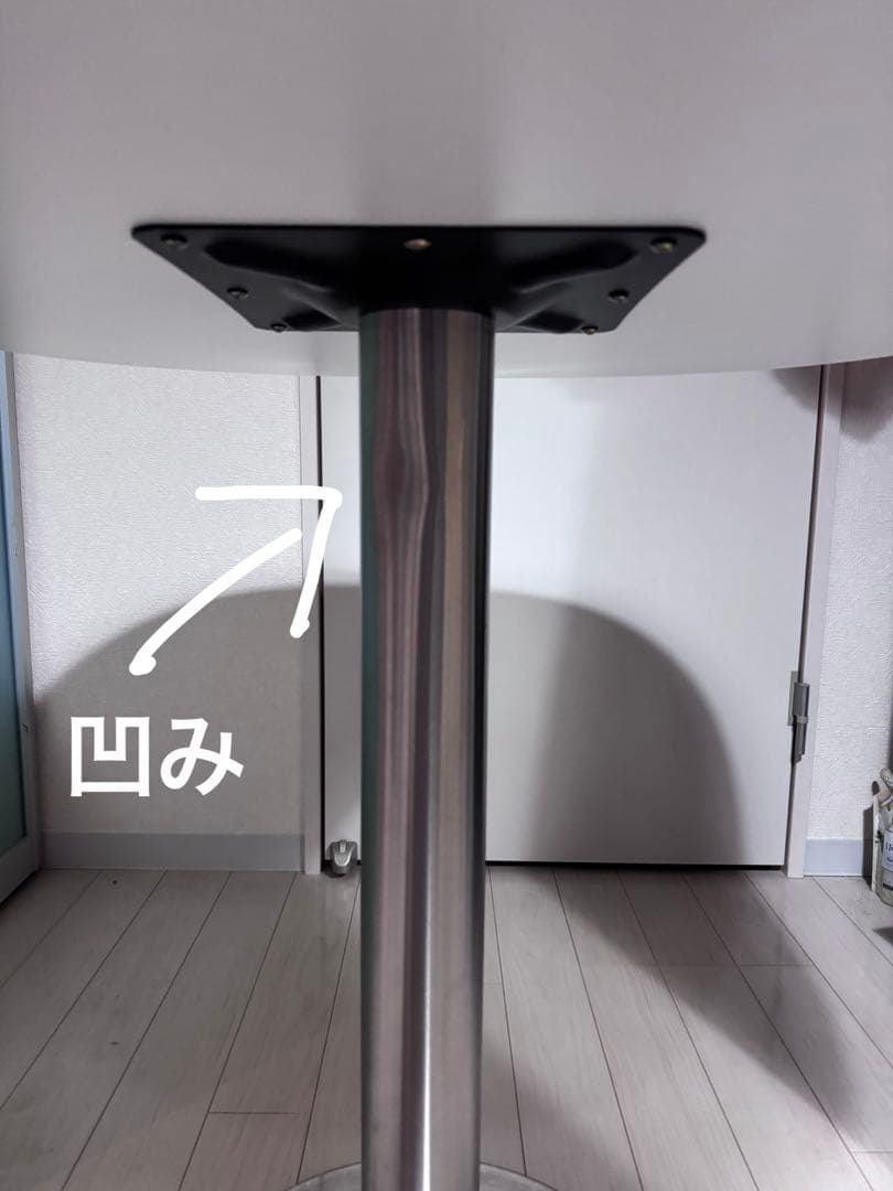 【1/20まで出品】ラウンドスクエアダイニングテーブル 800mm 脚に凹みあり