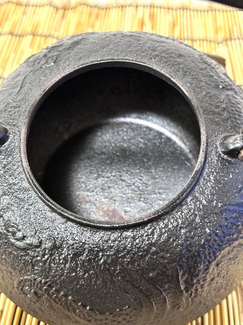 南部特製銘 算玉形 龍文様 南部鉄瓶南部鉄器 鉄瓶