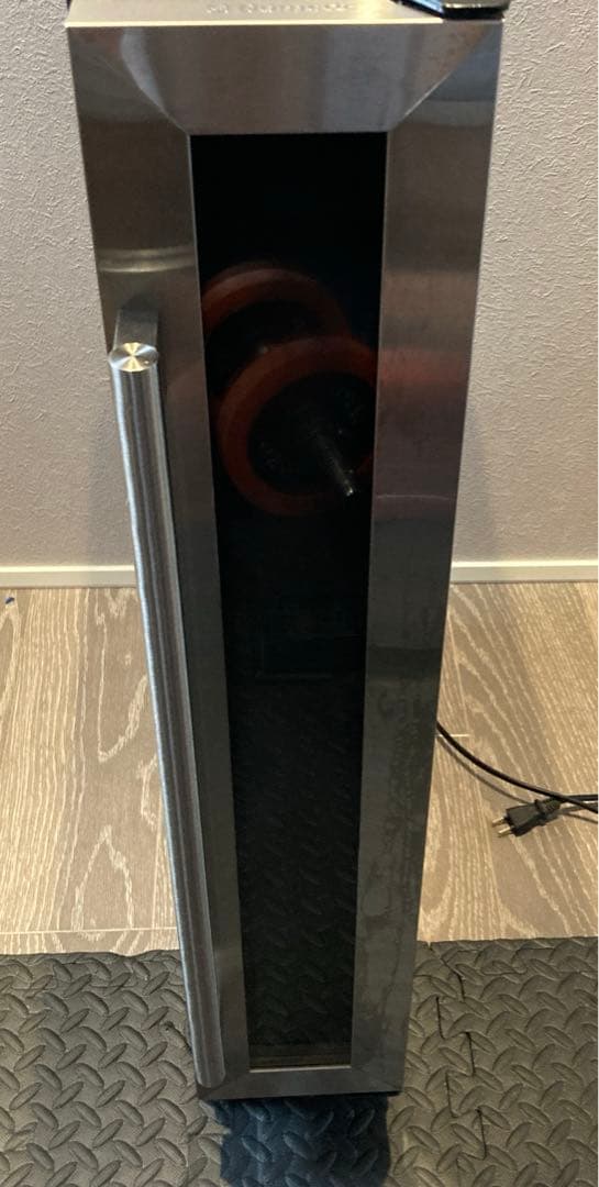 ドメスティック ワインセラー　7本収納 ブラック