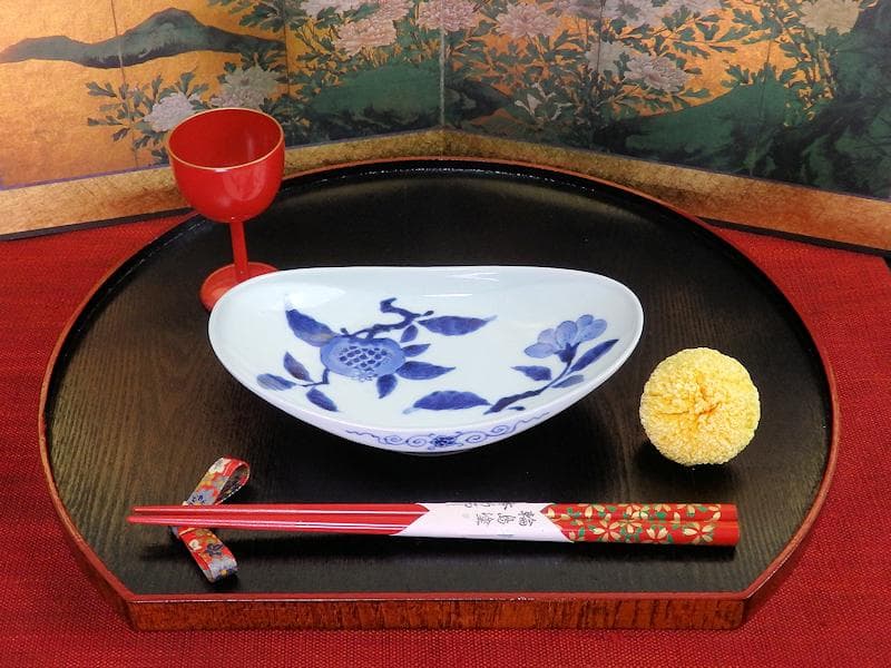 古伊万里　石榴に桜の図　舟形変形皿　AS-CVx 古伊万里 石榴に桜の図 舟形変形皿 AS-CVx - メルカリ