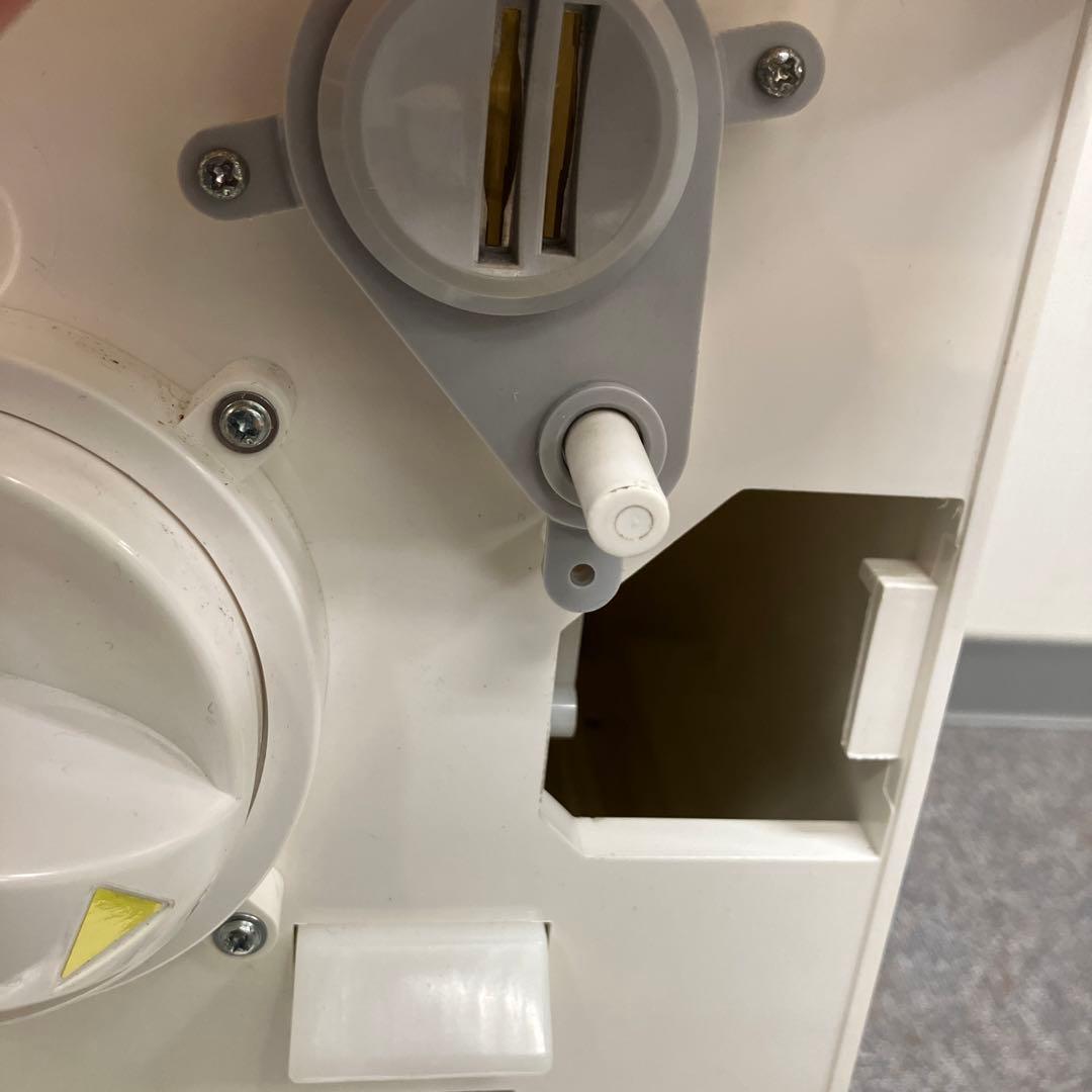 ガチャガチャ カプセルステーション 10円・100円対応 鍵付き