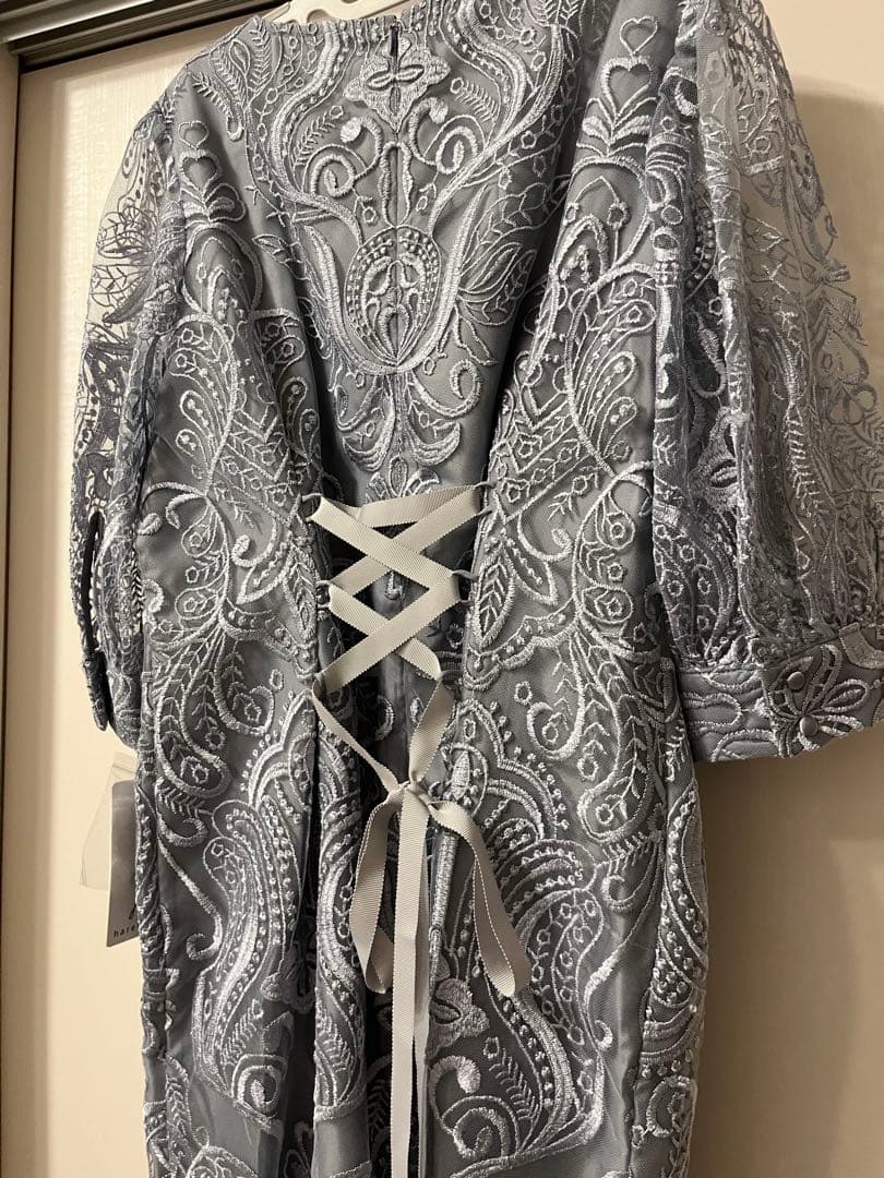 ハレモード　タグ付き　結婚式　エンブロイダリーコクーンドレス