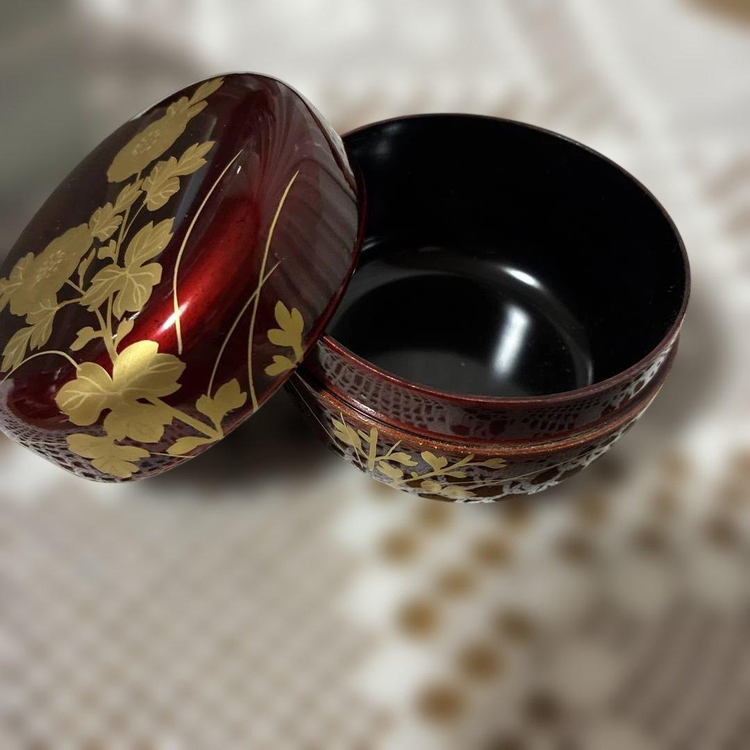 赤色 木製棗 金色の花模様 箱付き