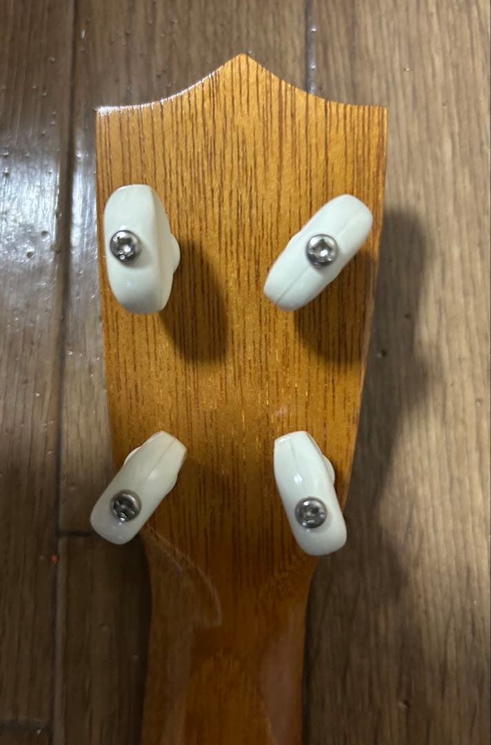 【GWまで値引き】famous FU-180P コア材 ソプラノウクレレ