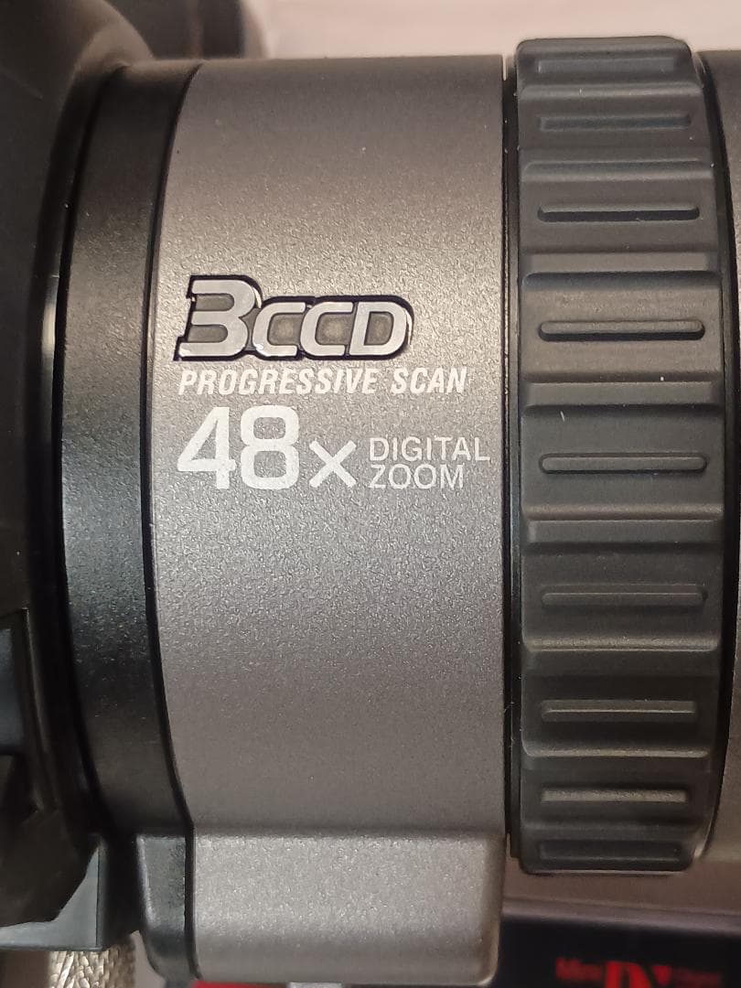 SONY DCR-VX2100 ビデオカメラ 3CCD ハンディカム