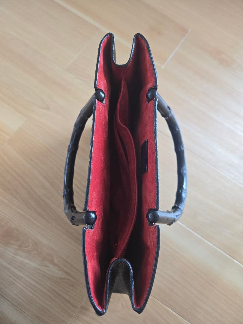 美品 希少品 GUCCI グッチ バンブー レザー 本革 ブラック 黒