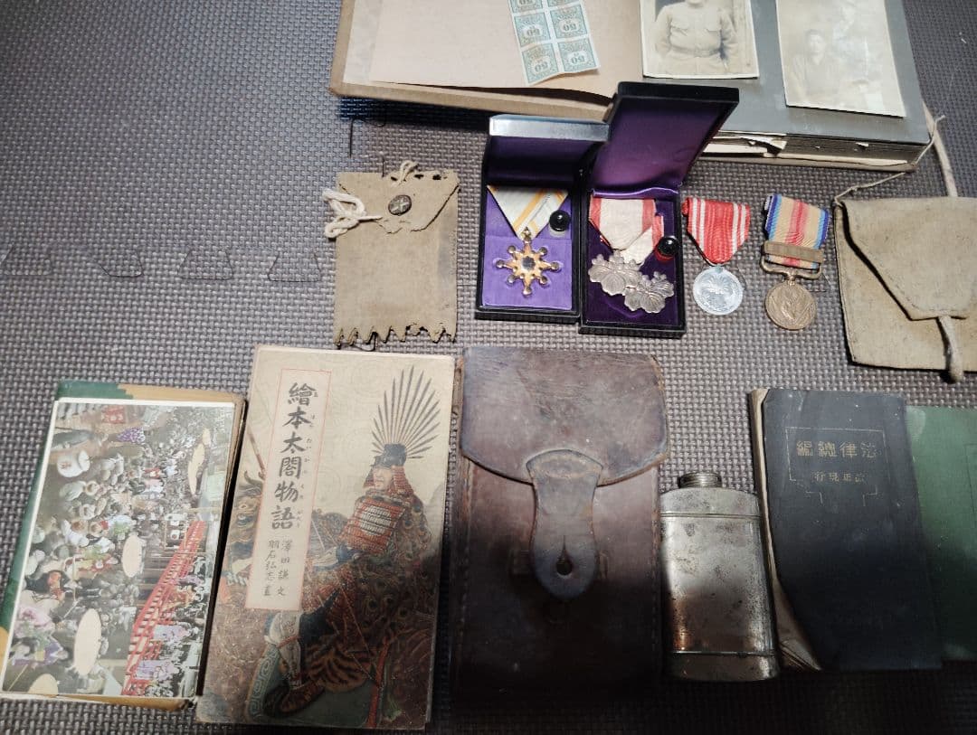 太平洋戦争時の勲章 Yahoo!オークション -「戦争 日本軍」(勲章) (徽章