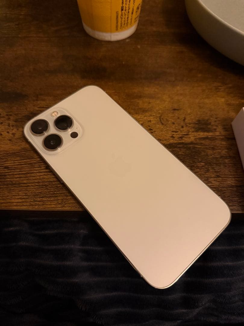 X*n様 iPhone 13 Pro Max 256GB シルバー 箱あり 割れ