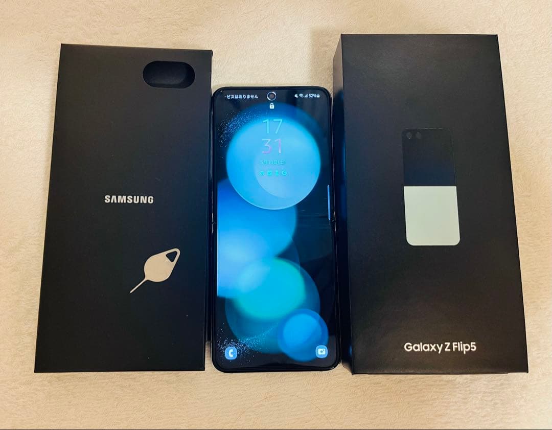 Galaxy Z Flip5 ギャラクシー512B Sim フリー　グローバル版 Galaxy Z Flip5 ギャラクシー512B Sim フリー グローバル版