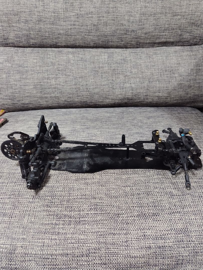 SakuraD5　MR RRシャーシ　２台セット　RaveDナックル欠品あり