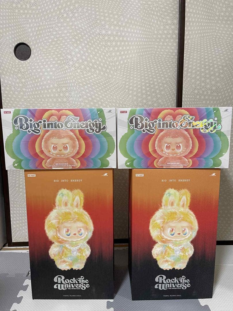 アイドル LABUBU ROCK THE UNIVERSE Vinyl PlushDoll