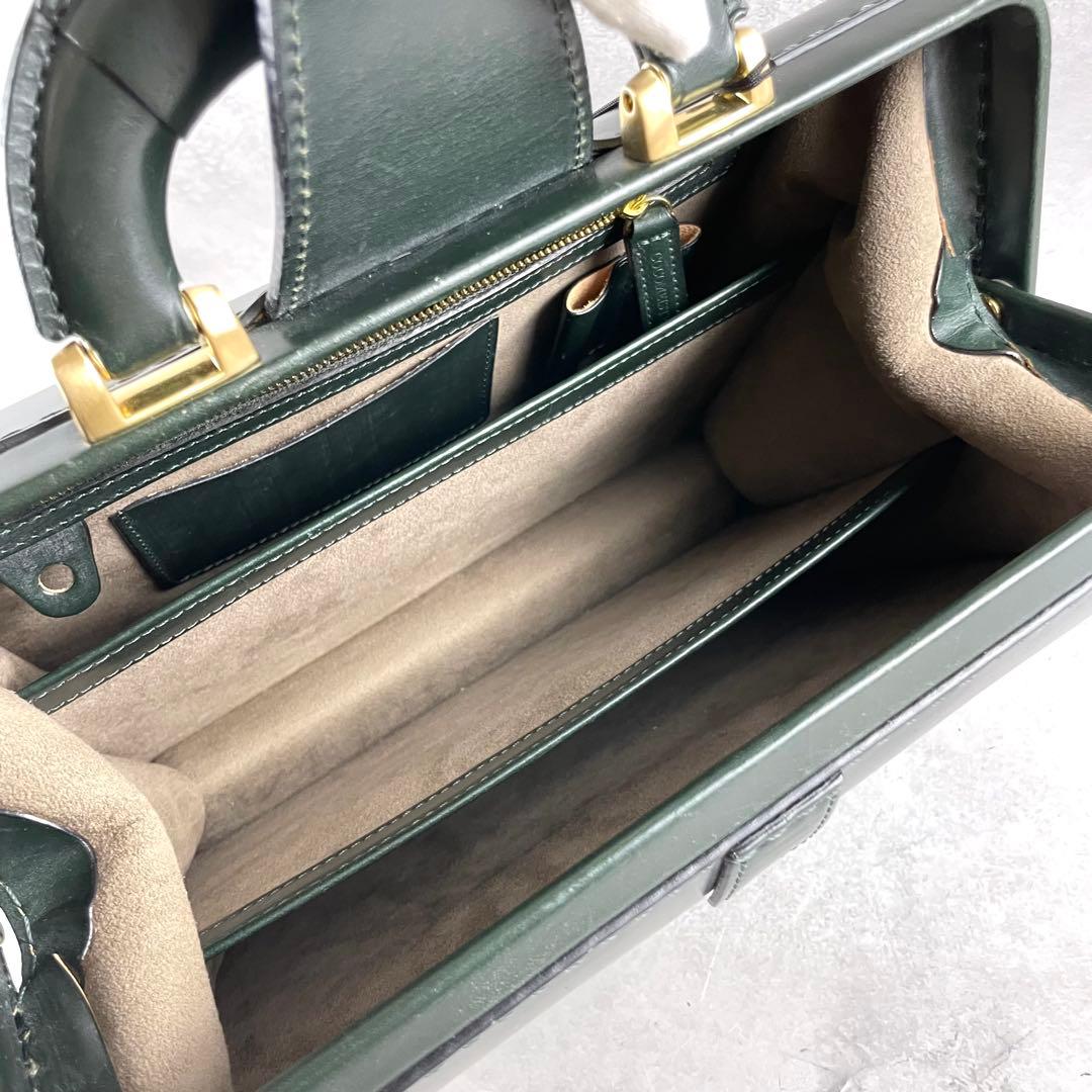 極美品✨ ココマイスター ミニダレスバッグ ブライドルレザー チャーム グリーン