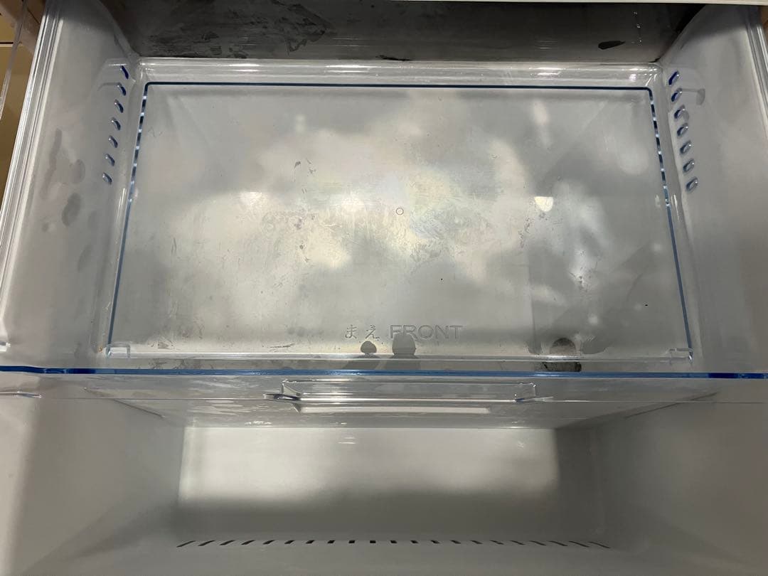 【送料込】　Hisence 冷蔵・冷凍庫　ホワイト　358L