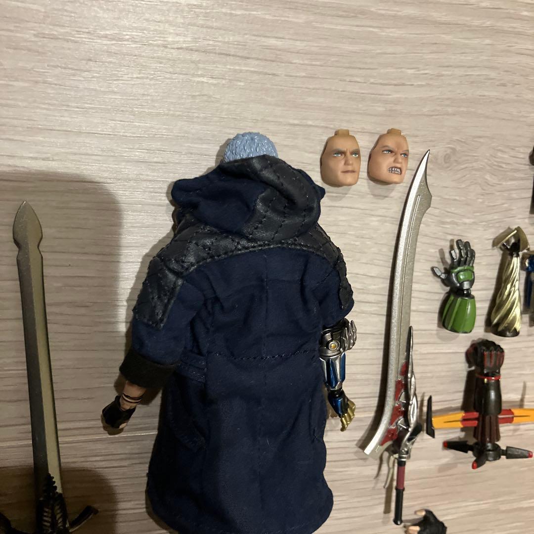 千値練 Devil May Cry 　ネロ　ダンテ　デビルメイクライ　フィギュア