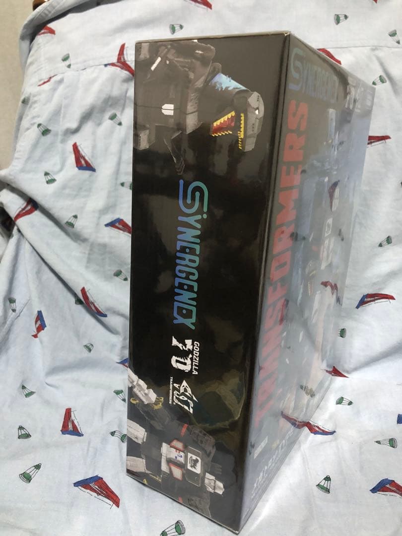 新品 未開封 タカラトミー SYNERGENEX メガトロン TYPE ゴジラ