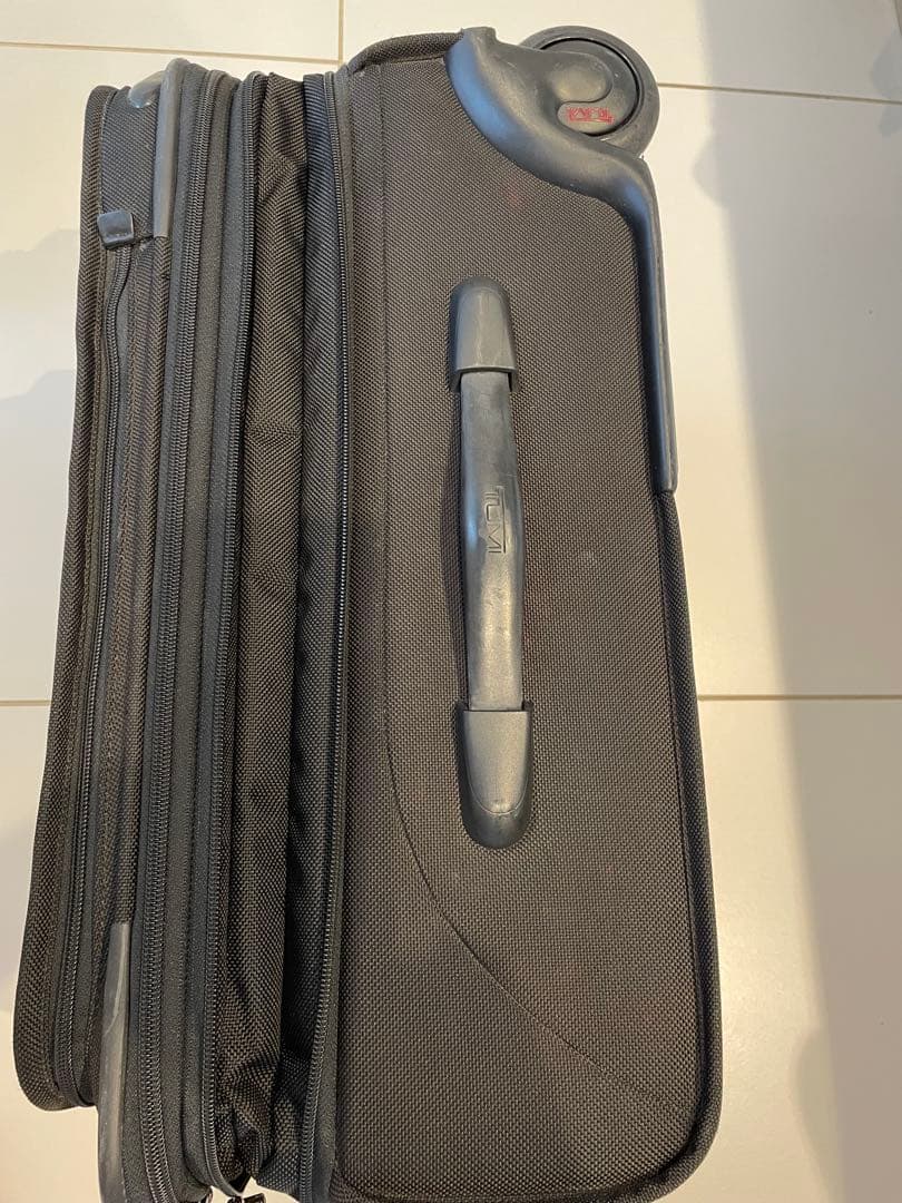 訳あり)TUMI 22018DH キャリーケース ガーメントケース付