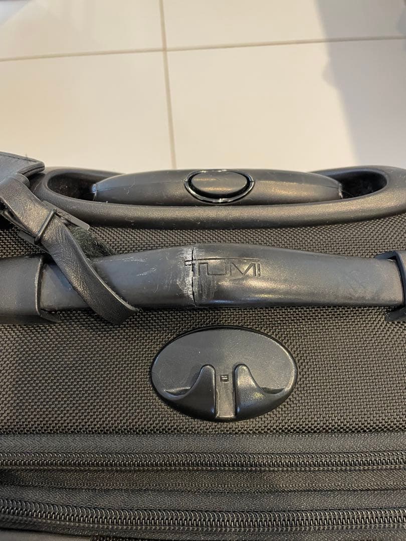 訳あり)TUMI 22018DH キャリーケース ガーメントケース付