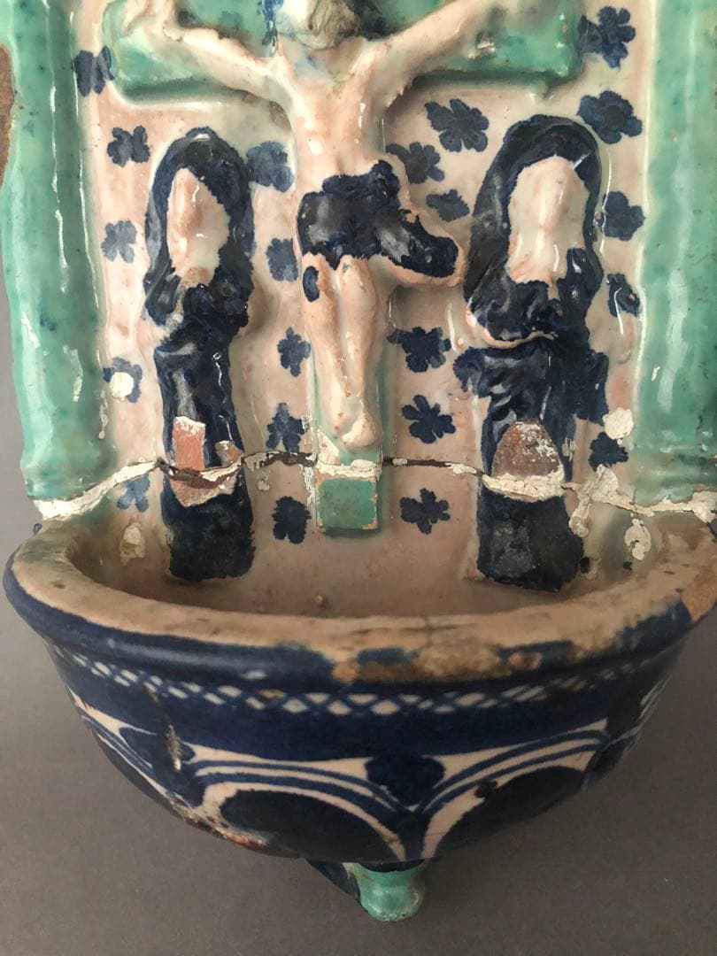 スペイン骨董 アンティーク壁掛け陶器 聖水盤